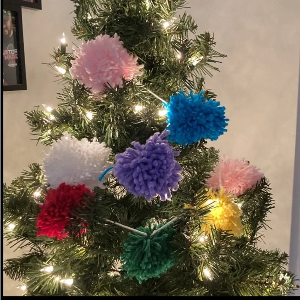 Handmade Pompom garland strands yarn balls Colorful decorations x4